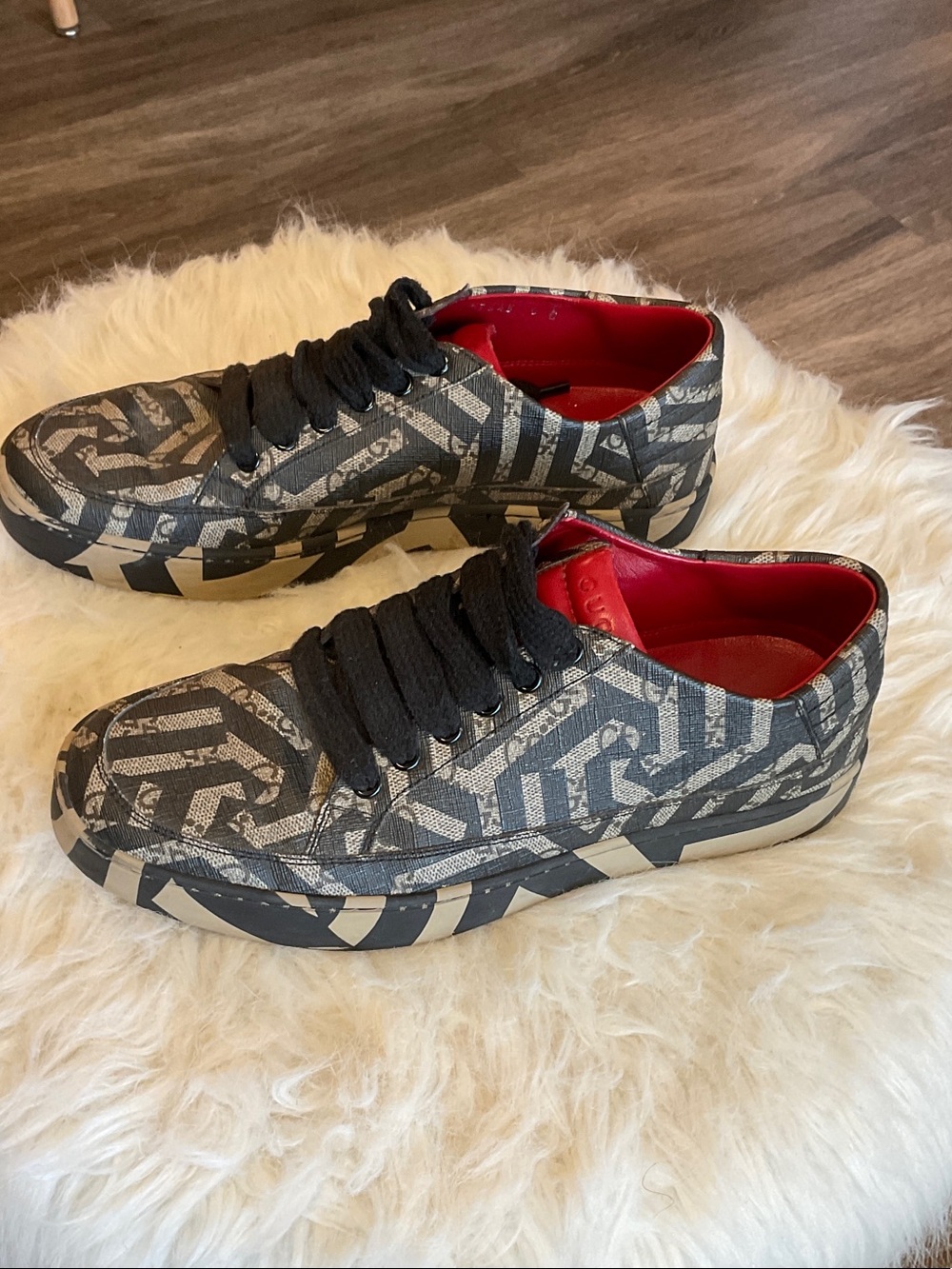 Gucci Black & Red Monogram Pattern Lace-Up Sneakers
